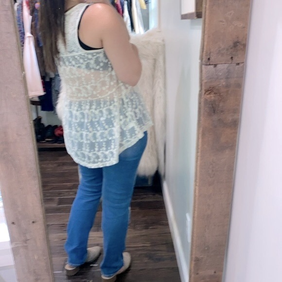 Express ivory color lacey boho top size medium - Picture 3 of 6